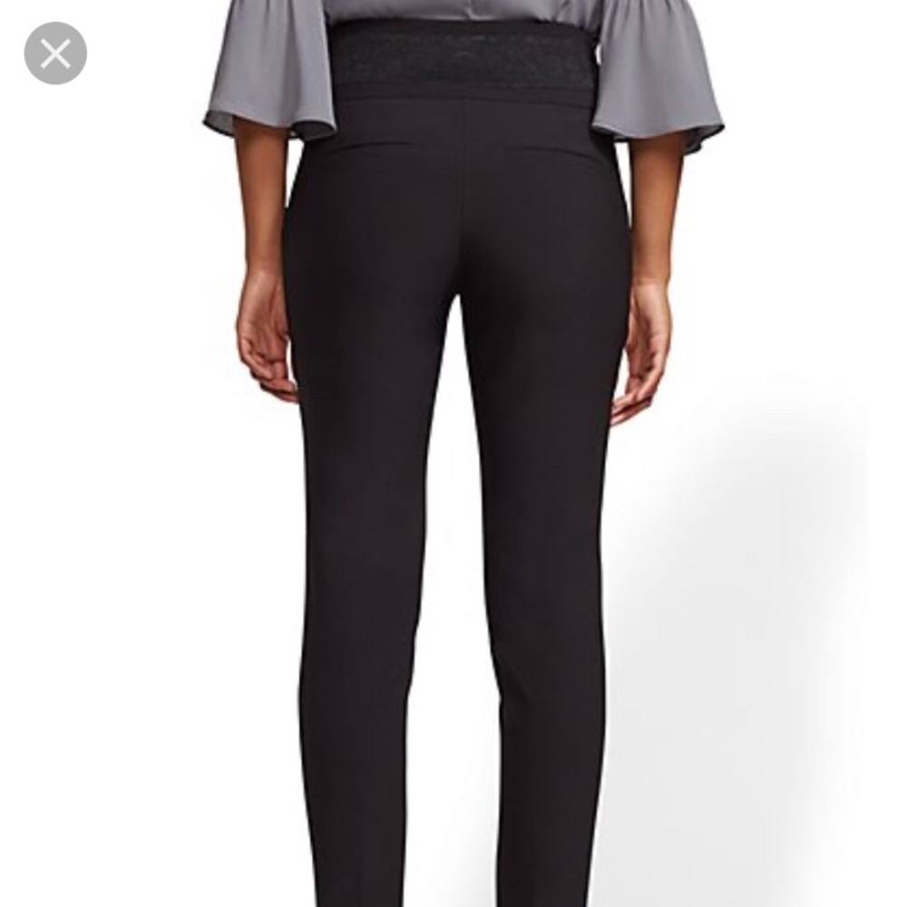 Slim leg lace waist 12 New York & Company pants